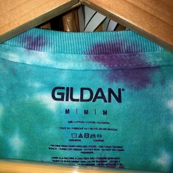 Tie-Dye T-Shirt Turquoise & Purple Swirl Gildan M 100% Cotton - Picture 3 of 3